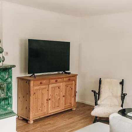Charming With Sauna + Views! Chalet