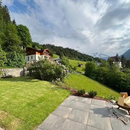 Charming With Sauna + Views! *