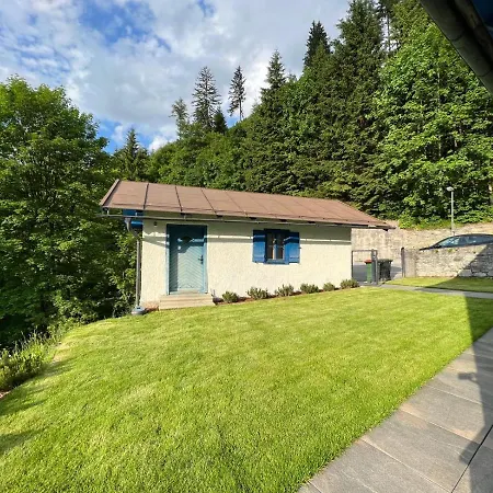 Chalet Charming With Sauna + Views!